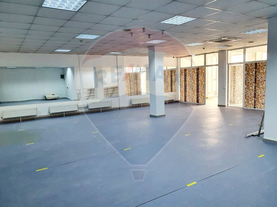 150sq.m Commercial Space for rent, Central area