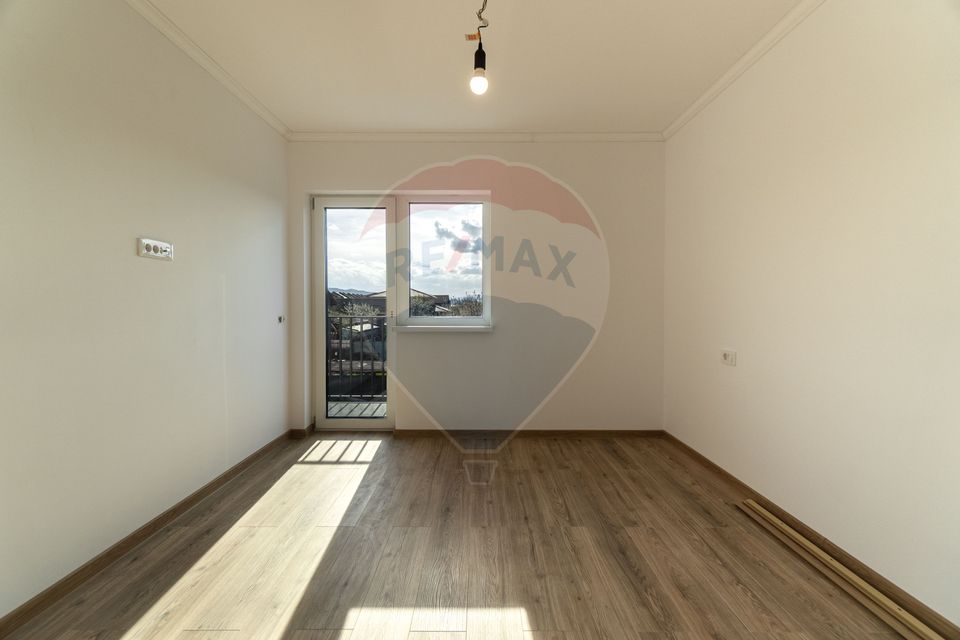 5 room House / Villa for sale