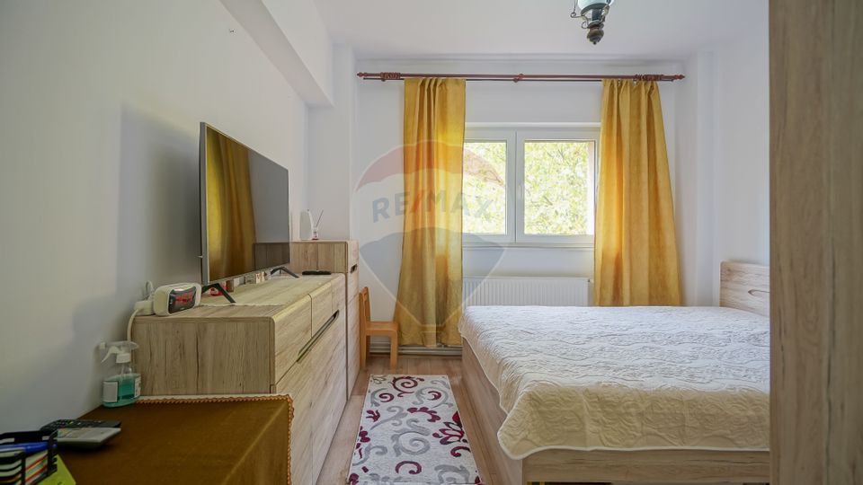 REZERVAT!  Apartament 4 camere|Racadau|Parcare|Boxa|Etj.Intermediar