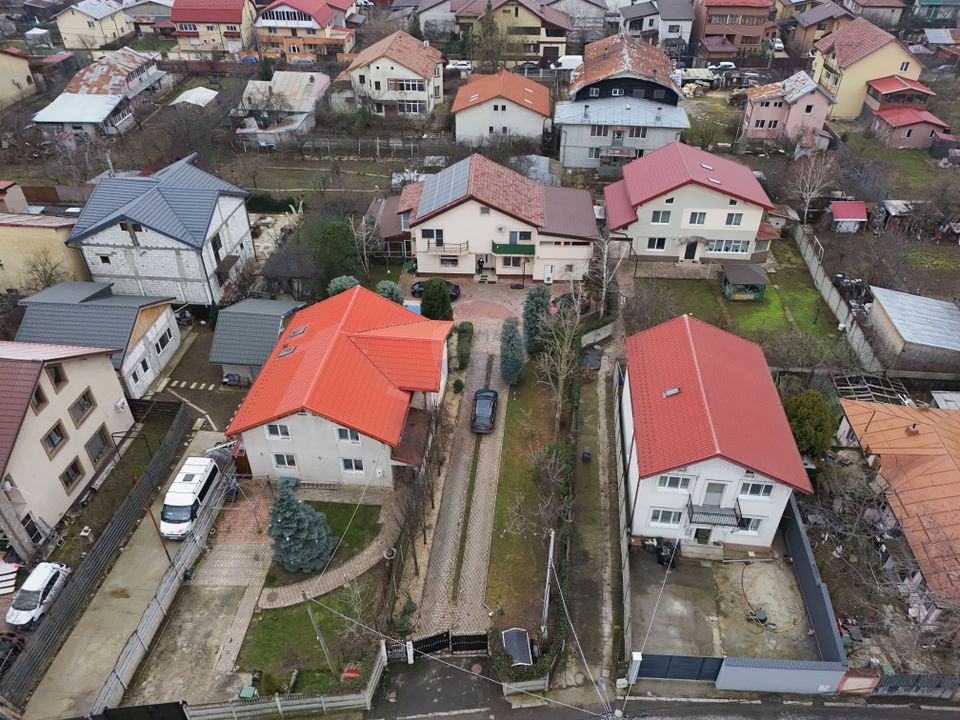 DE VANZARE Reședință Premium cu Piscină și Teren Generos – Chiajna