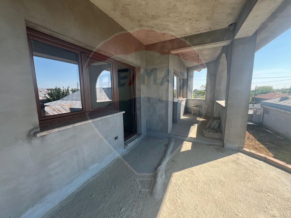 6 room House / Villa for sale