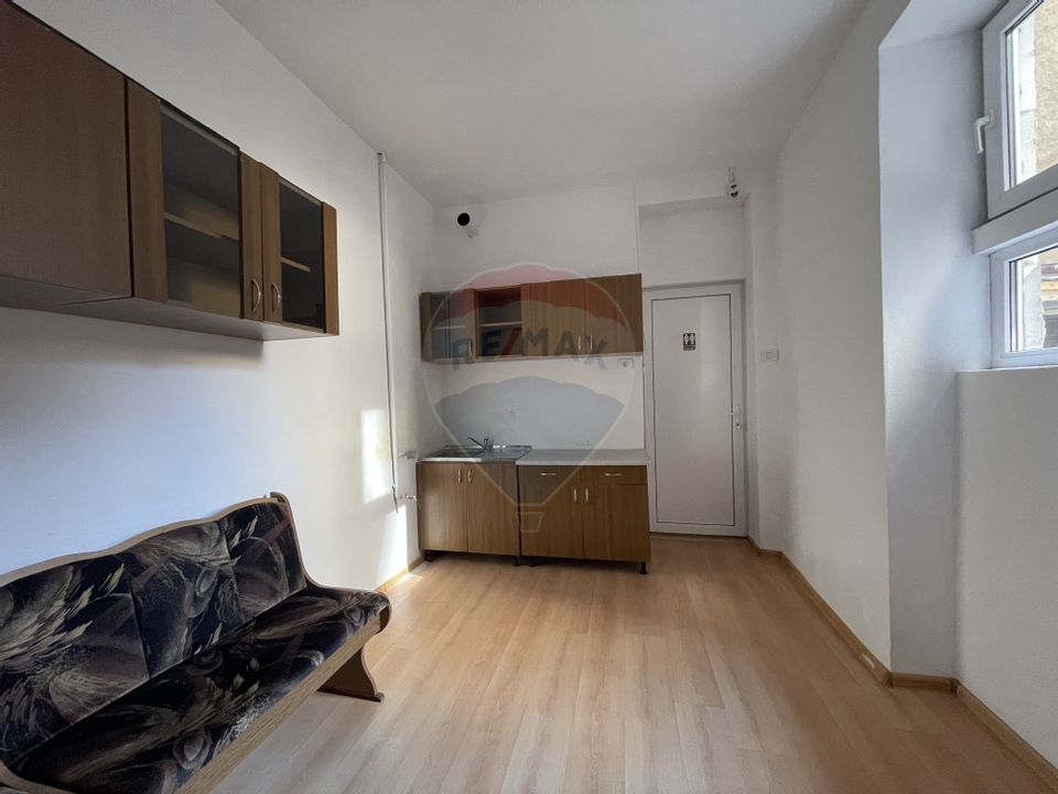 Apartament 3 camere zona Carol I cu Mosilor, ideal sediu firma