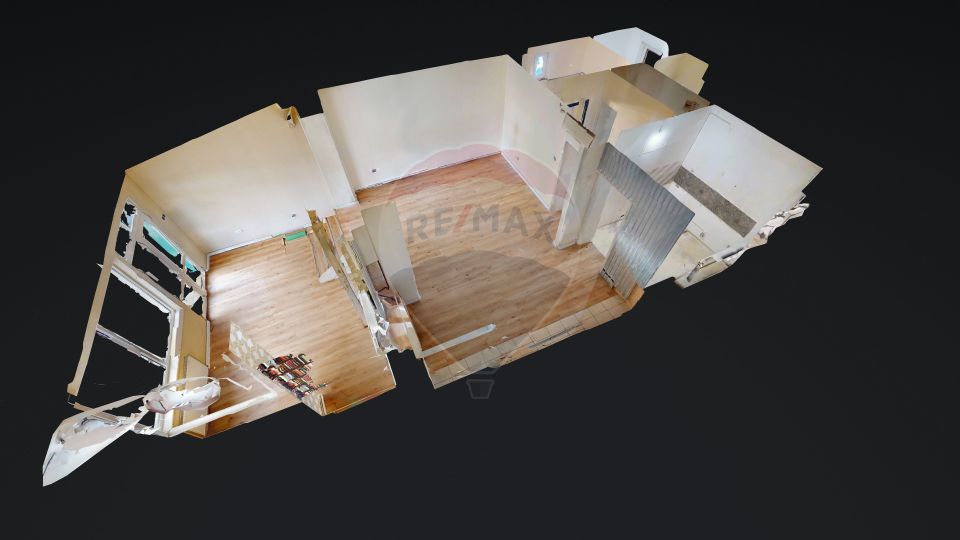 84sq.m Commercial Space for rent, Bartolomeu area