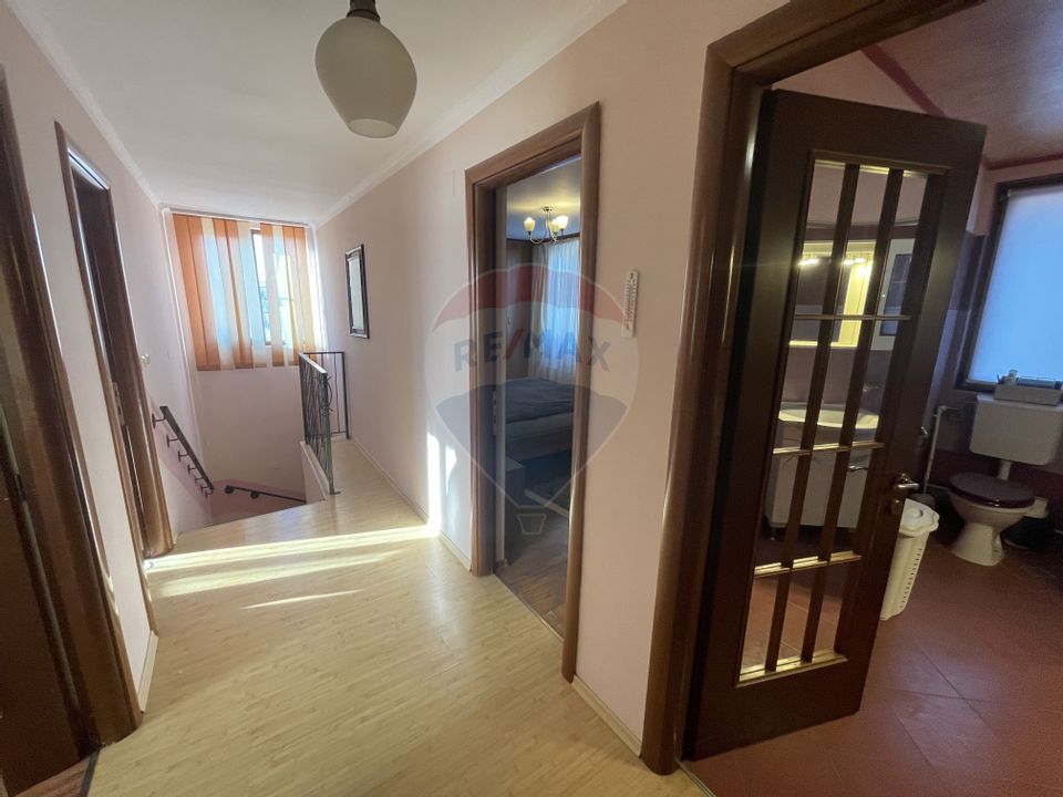 4 room House / Villa for sale