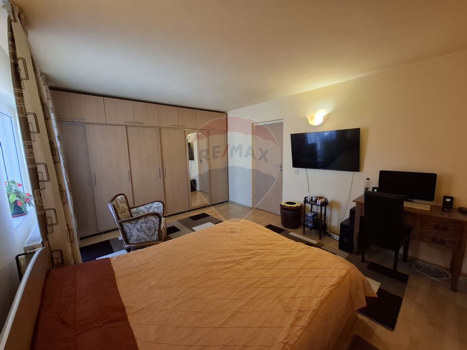 Casă / Vilă cu 5 camere de vânzare în zona Brestei