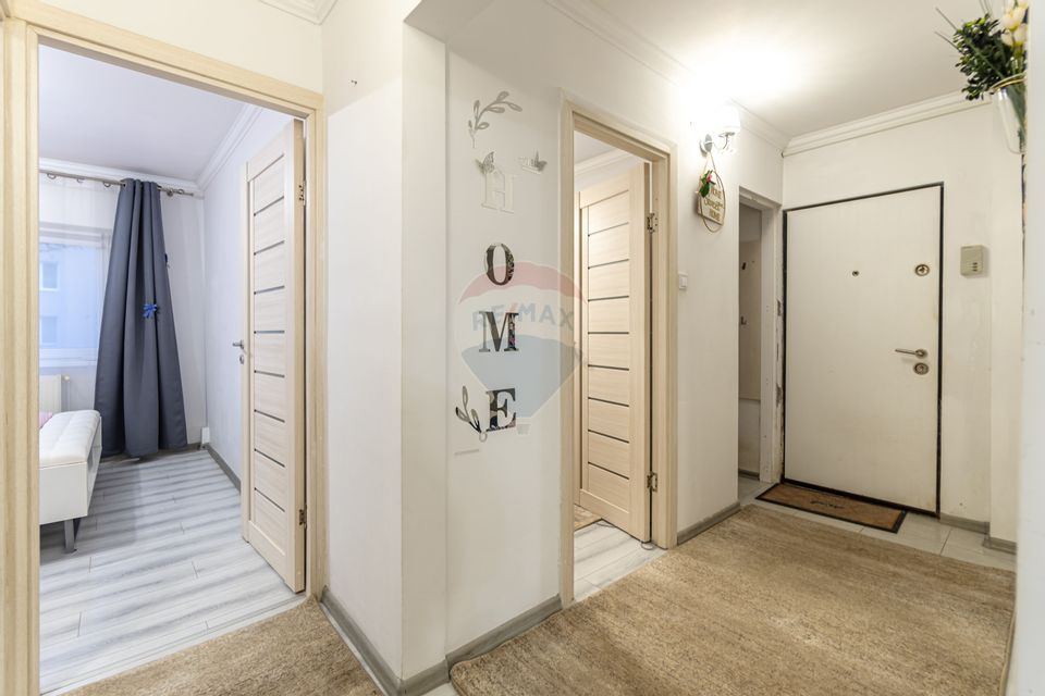 Apartament cu 2 camere de vânzare în zona Craiter