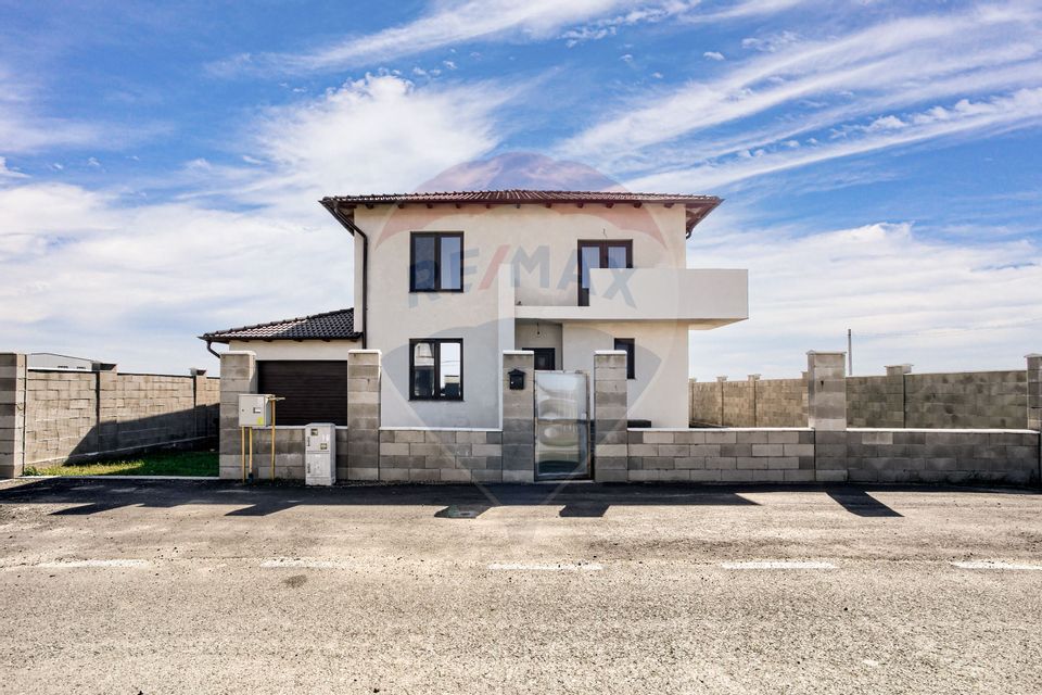 5 room House / Villa for sale