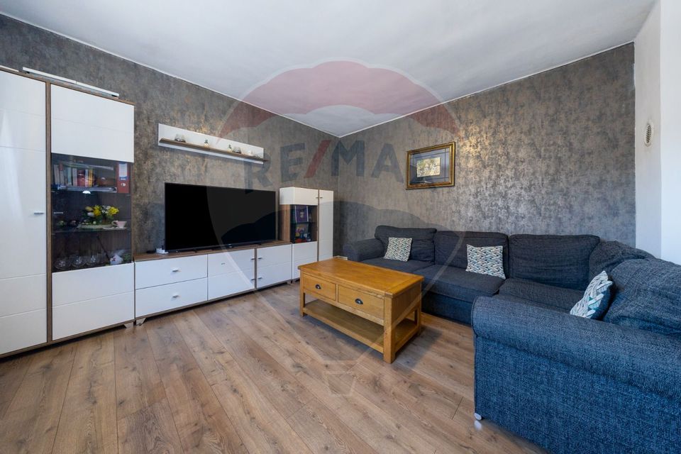 4 room House / Villa for sale