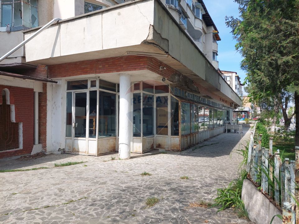 570sq.m Commercial Space for sale, Central area