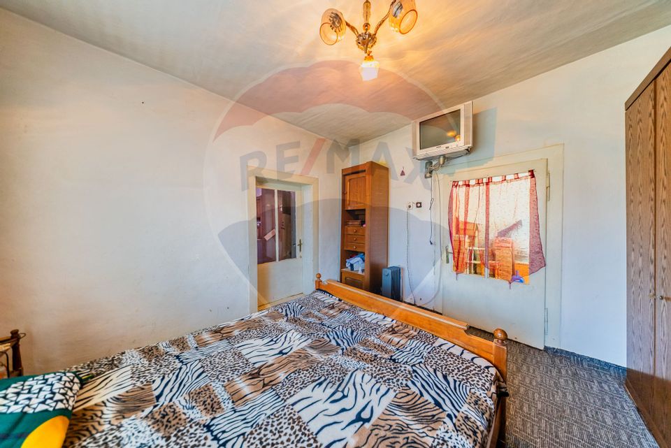 Casă+teren 2880 mp de vanzare in Tipar la 12 km de Chisineu Cris