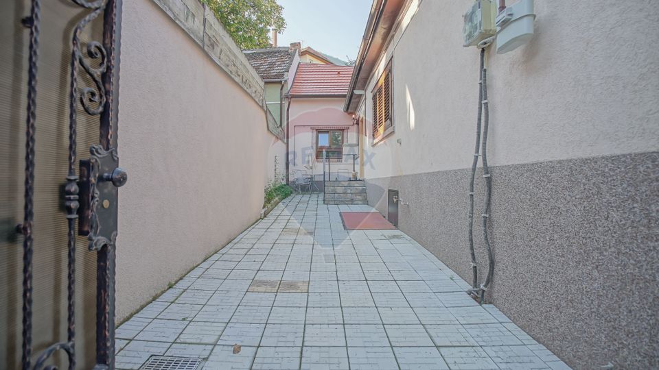 2 room House / Villa for rent, Centrul Istoric area