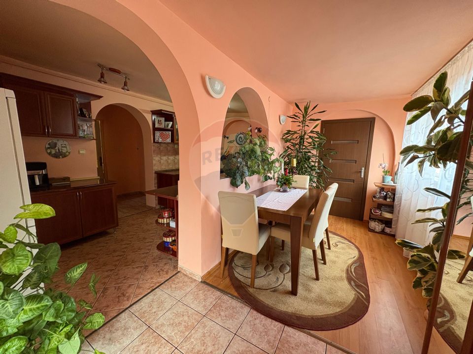 Casă in zona Mosnei, Str. Stejarului,  la cheie