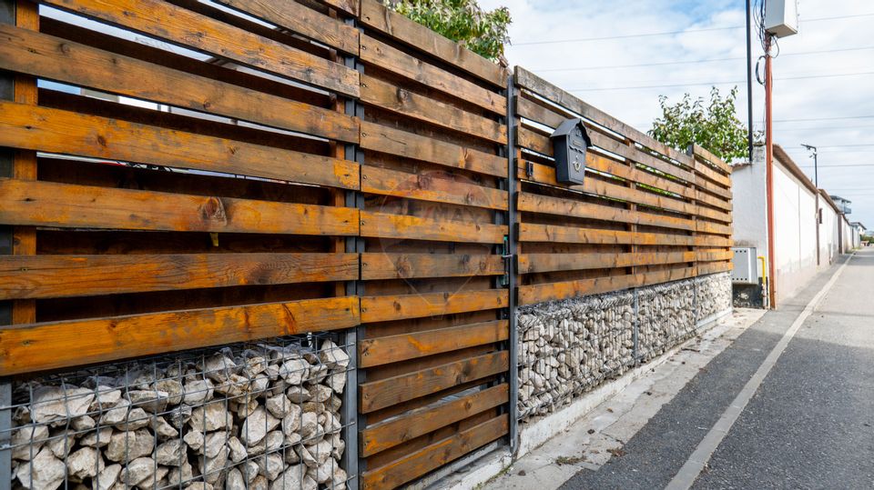 Vanzare - vilă 4 camere de complet mobilata, str. Caisului - Dobroesti