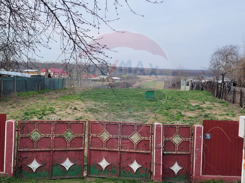 Teren 2,300mp Ivesti / Strada Gen. Eremia Grigorescu