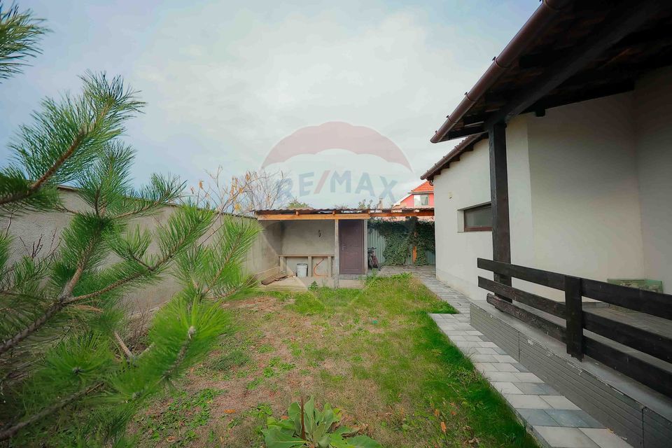 Casă 4 Camere cu Garaj, Construită de Proprietar, Cartier Episcopia