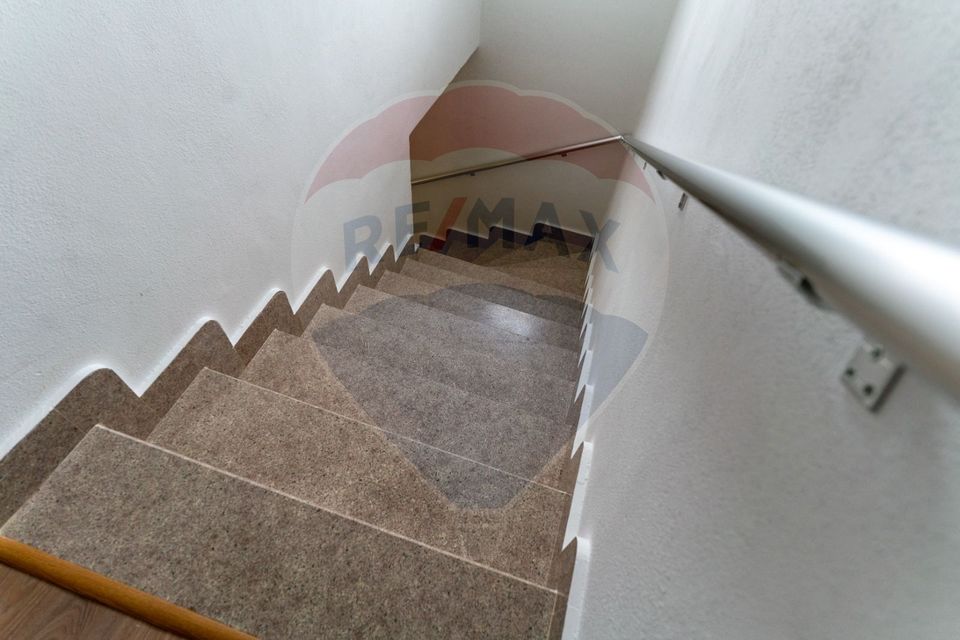 Vila/Pensiune de vanzare Bacia,jud.Hunedoara