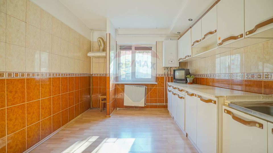 3 room Apartment for sale, Scriitorilor area