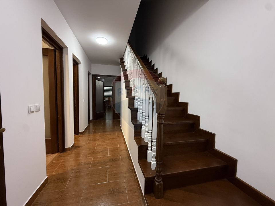 7 room House / Villa for sale, Central area