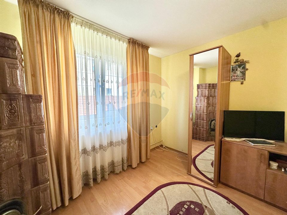 5 room House / Villa for sale