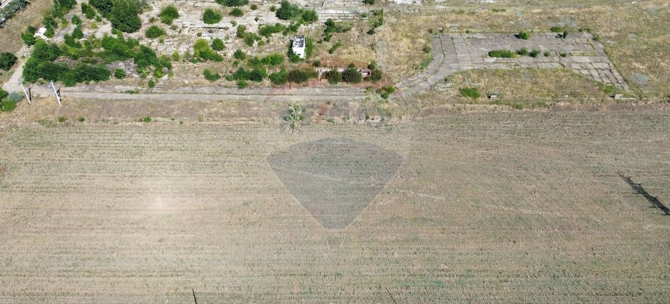 Land 9,971sqm Marasesti / Drumul E 85