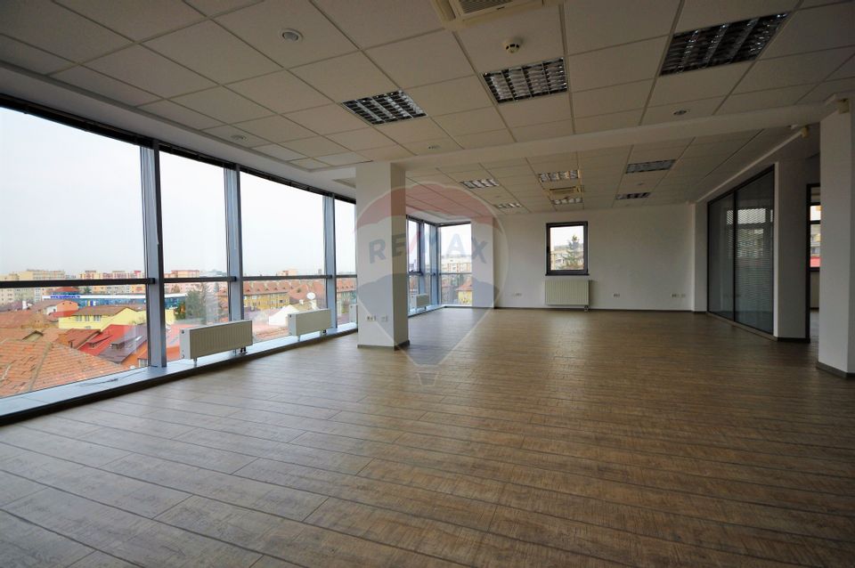 105sq.m Office Space for rent, Centrul Civic area