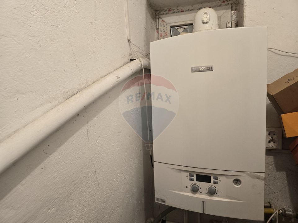 Spațiu comercial de închiriat – demisol, Bacău, str. 9 Mai nr. 78