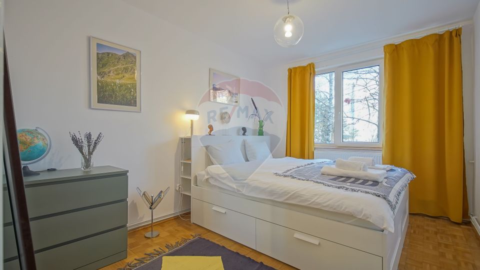 Apartament cu 3 camere de închiriat B-dul Victoriei