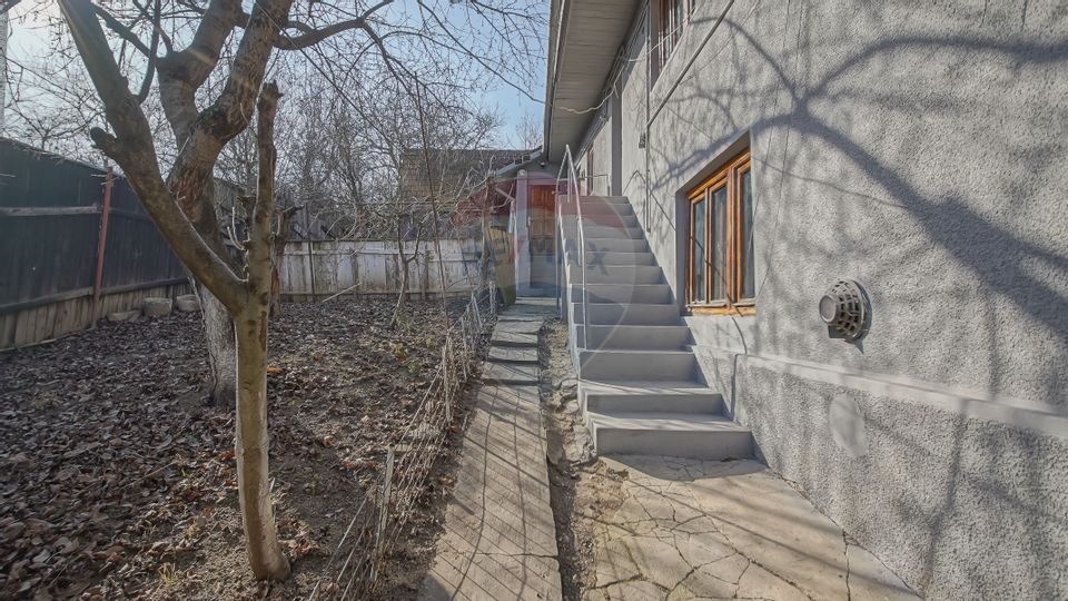 Casă cu 5 camere de vânzare Sacele cartier Satulung