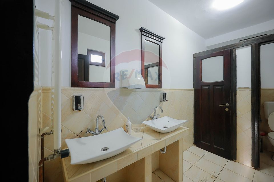 12 room Hotel / Pension for sale, Iosia area