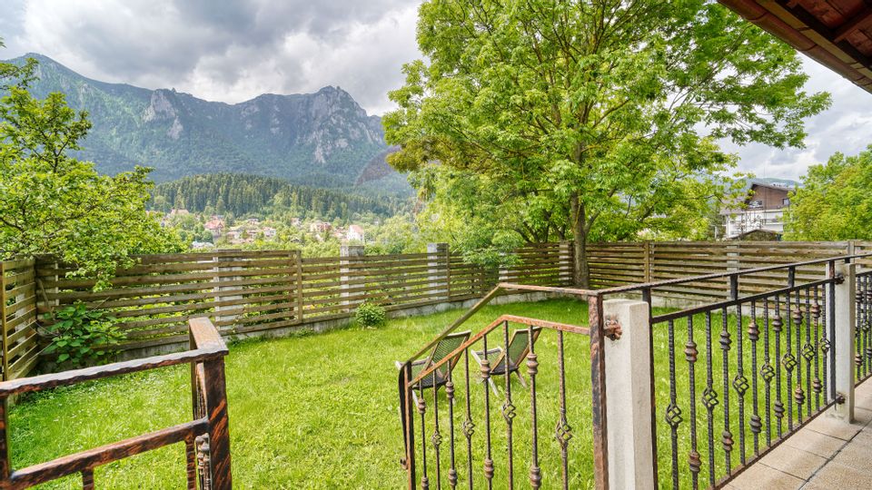 BOOKED - Villa in Busteni with Superb View of the Bucegi Mountains!