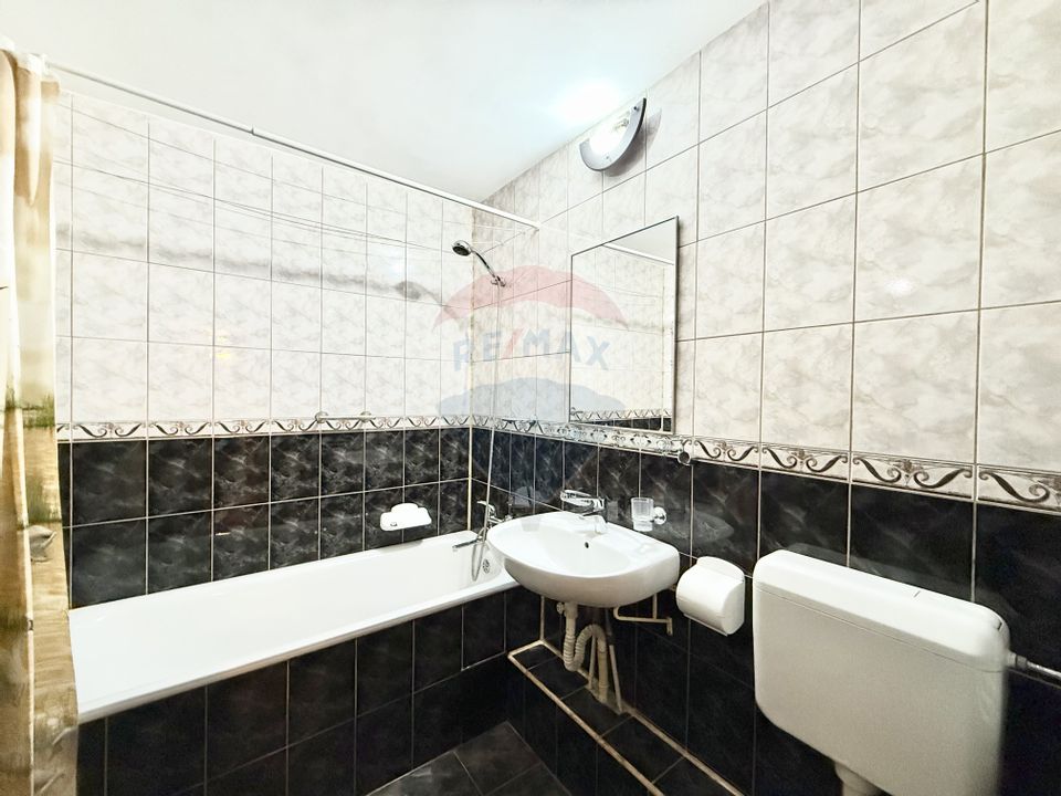 De vanzare | Apartament 3 camere, 2 bai, balcon | Apusului