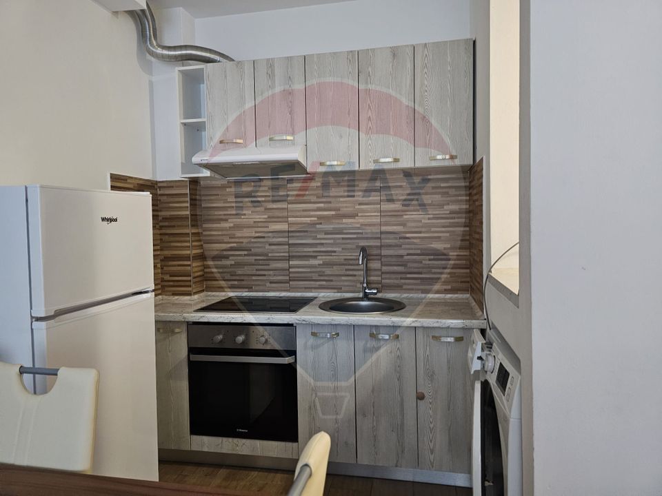 2 room Apartment for rent, Tractorul area