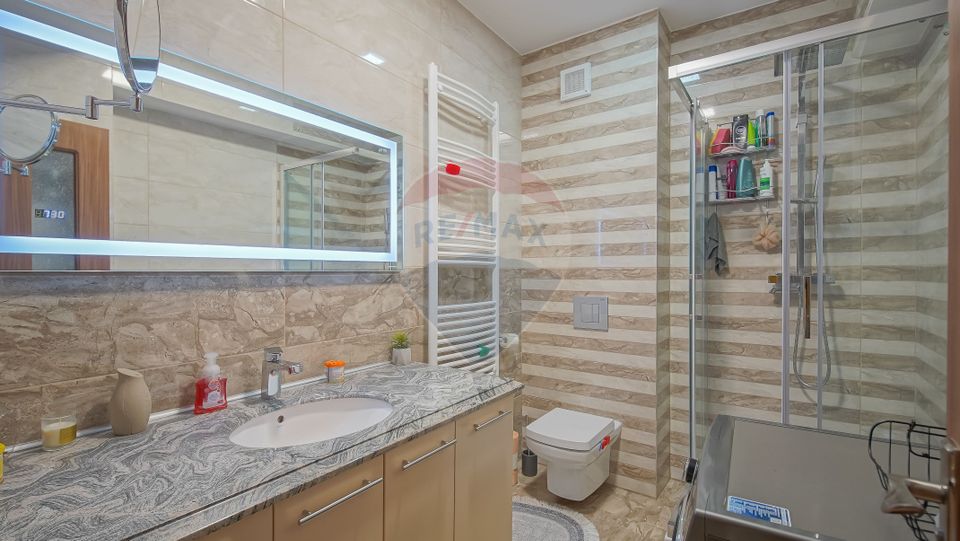 3 room Apartment for sale, Tractorul area