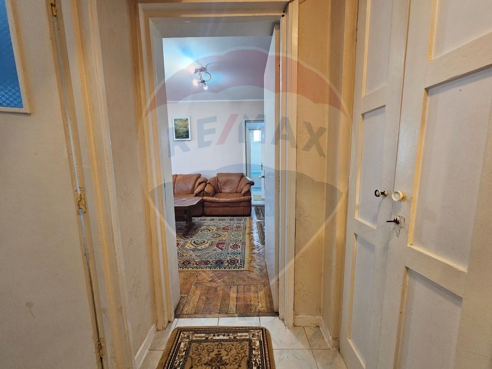 Apartament cu 2 camere de vânzare central Mircea cel Bătrân Constanta