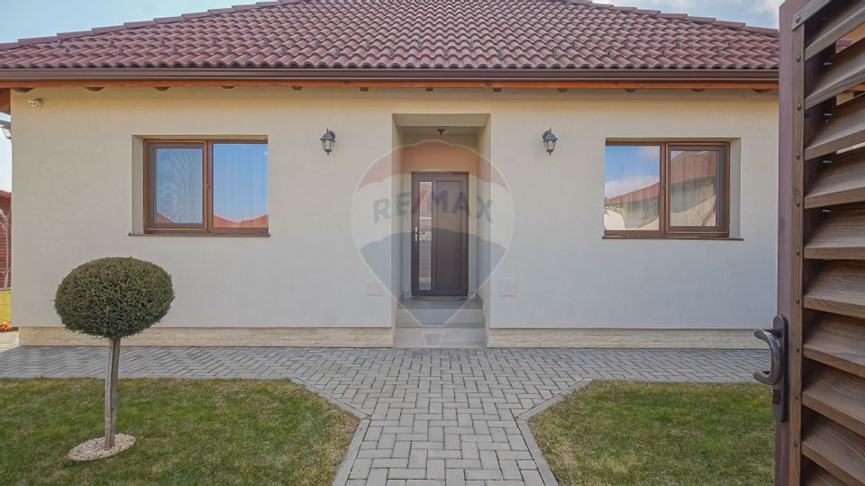 ANTECONTRACT- Casă de vânzare în Cartierul Izvor, Tărlungeni