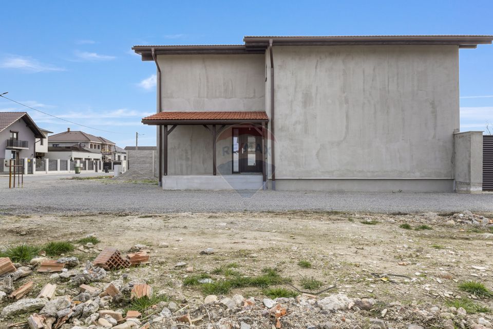 7 room House / Villa for sale