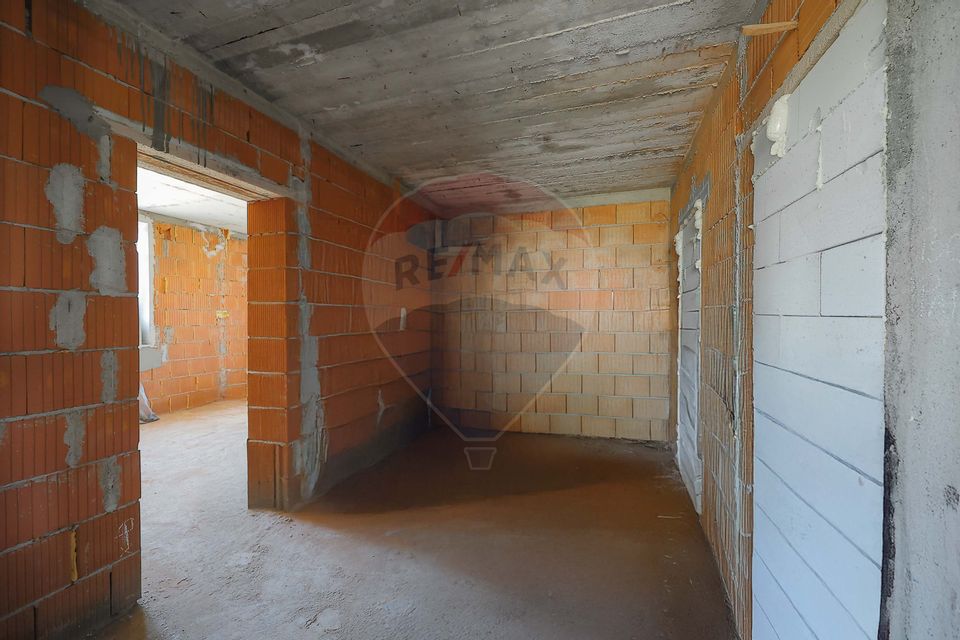 De vânzare casă cu un proiect deosebit, la roșu , Str. Gheorghe Doja