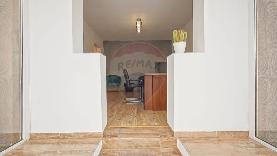 SPATIU 40 MP UTILI CU VAD | BULEVARDUL ALEXANDRU VLAHUTA NR. 21 |