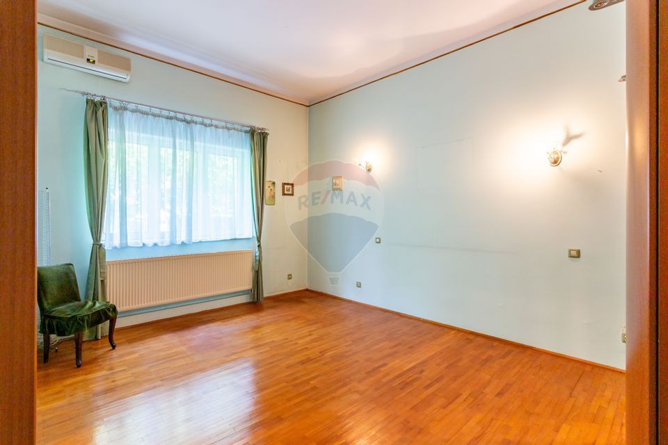 Apartament 5 camere, Parter integral in vila P+1, zona Ferdinand