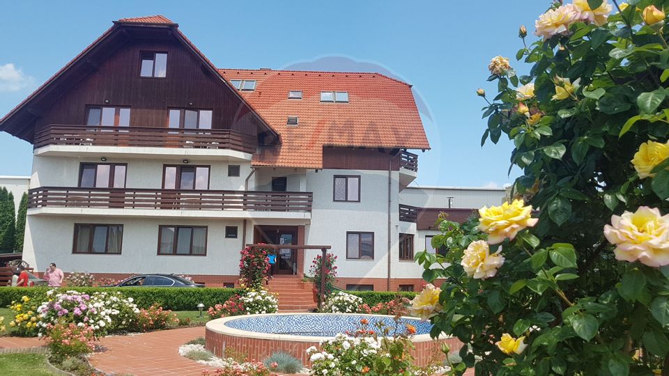 HOTEL,PISCINA SI CORT DE EVENIMENTE | 18080 MP TEREN | GRIVITEI BRASOV
