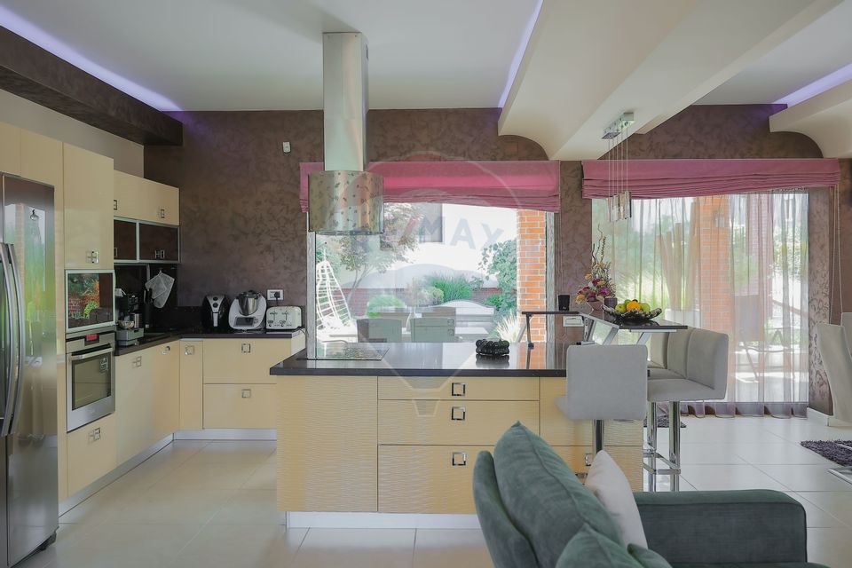 Vilă mediteraneană premium cu piscină, de vânzare, zona Dealuri Oradea