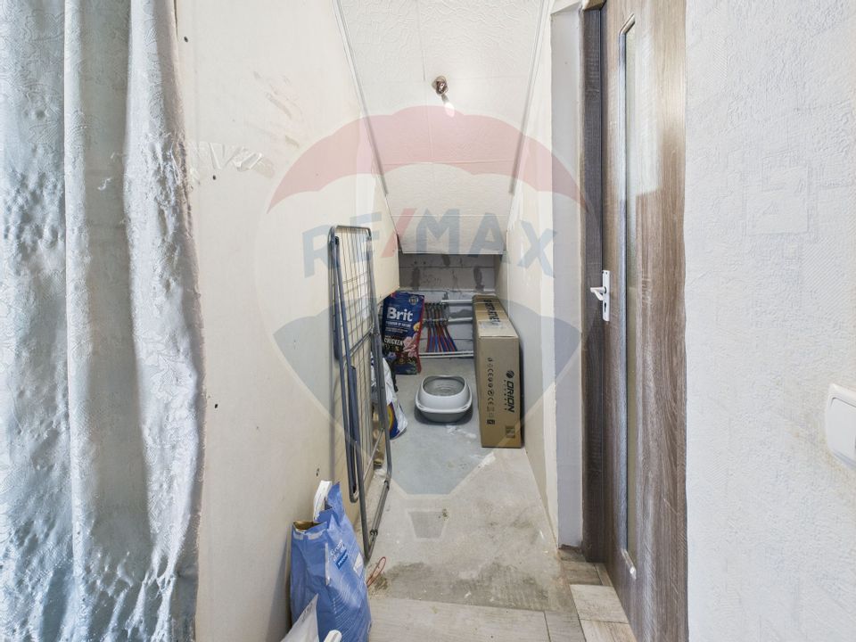 Casă cu 5 camere si 500mp Teren de vânzare în Buftea