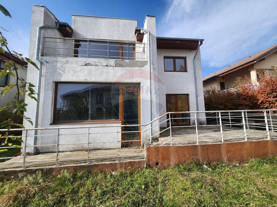 6 room House / Villa for sale, Aviatiei area
