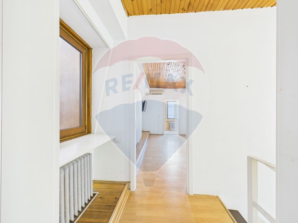 Casă / Vilă cocheta cu 3 camere - de vanzare - zona Basarab