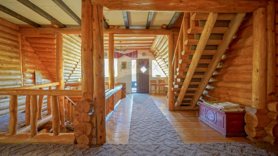 8 room House / Villa for sale