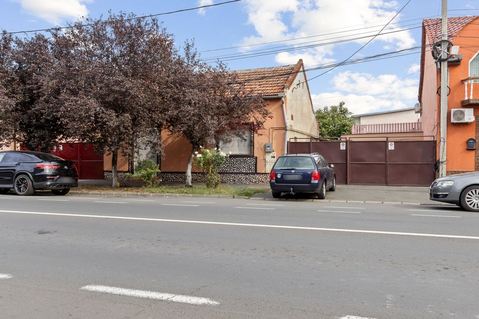 7 room House / Villa for sale, Confectii area