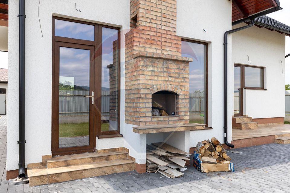 Casă Gândită pentru Tine – Comision 0%