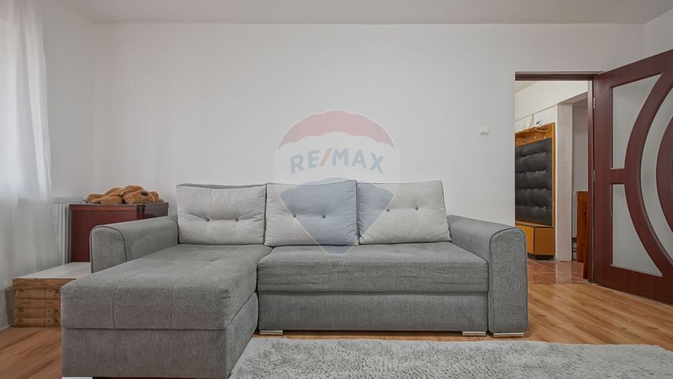 COMISION 0% | Apartament cu 3 camere | Decomandat | Tractorul Cerna |