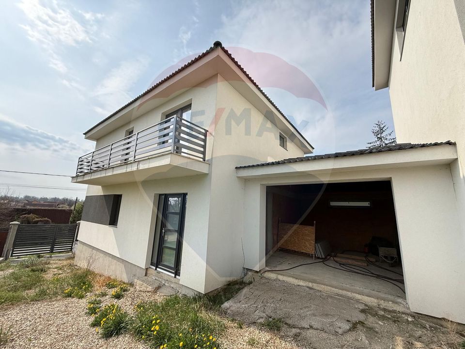 4 room House / Villa for sale