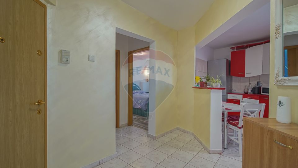 Apartament 2 camere de vânzare, cartier Tractorul, Str. Aluminiului